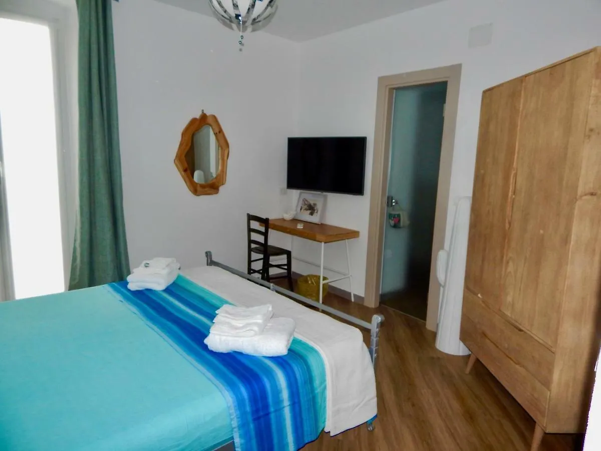 Le Giuee Hotel Genoa